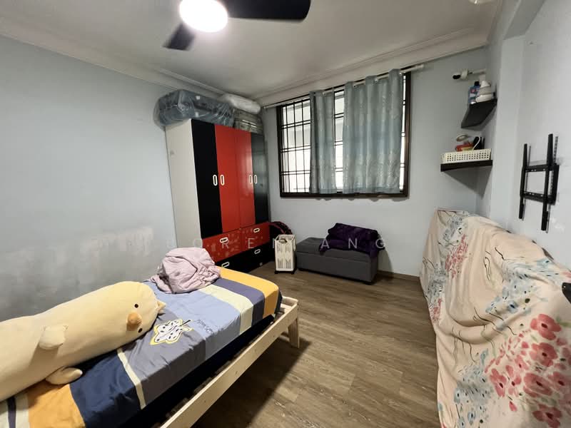 349 Woodlands Avenue 3, 349 Woodlands Avenue 3, 3 Bedrooms, 904 sqft, HDB Flat For Sale, by Boren Ang, 500198557 - Bedroom - PropertyGuru.com.sg