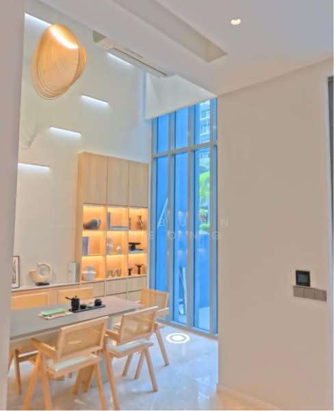 Skies Miltonia, 3 Miltonia Close, 5 Bedrooms, 4,672 sqft, Town House For Sale, by Rayburn Cheong, 500198559 - Dining Room - PropertyGuru.com.sg