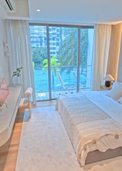 Skies Miltonia, 3 Miltonia Close, 5 Bedrooms, 4,672 sqft, Town House For Sale, by Rayburn Cheong, 500198559 - Bedroom - PropertyGuru.com.sg
