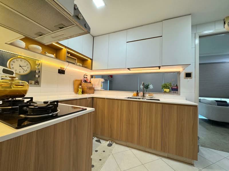One Fort, 1 Fort Road, 3 Bedrooms, 1,227 sqft, Condominium For Sale, by Denise Fadil Lee, 500198578 - Kitchen - PropertyGuru.com.sg
