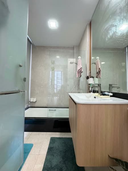 One Fort, 1 Fort Road, 3 Bedrooms, 1,227 sqft, Condominium For Sale, by Denise Fadil Lee, 500198578 - Bathroom - PropertyGuru.com.sg