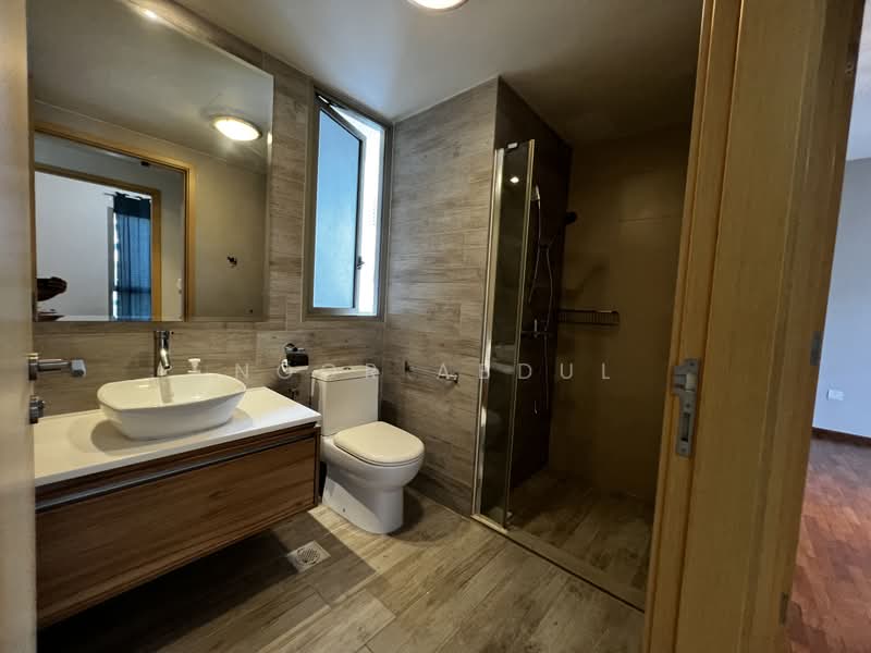 Sea Horizon, 1 Pasir Ris Rise, 2 Bedrooms, 775 sqft, Executive Condominium For Sale, by Noor Abdul, 500198582 - Bathroom - PropertyGuru.com.sg