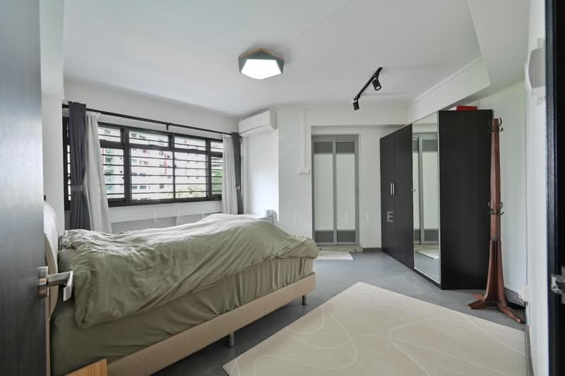 273 Toh Guan Road, 273 Toh Guan Road, 3 Bedrooms, 1,098 sqft, HDB Flat For Sale, by Lee Yin Jie, 500198588 - Master Bedroom - PropertyGuru.com.sg