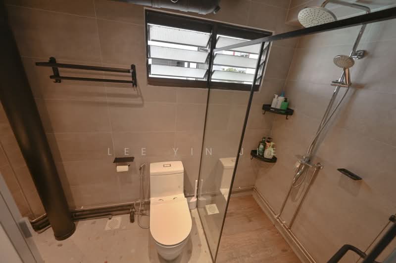 273 Toh Guan Road, 273 Toh Guan Road, 3 Bedrooms, 1,098 sqft, HDB Flat For Sale, by Lee Yin Jie, 500198588 - Master Bathroom - PropertyGuru.com.sg