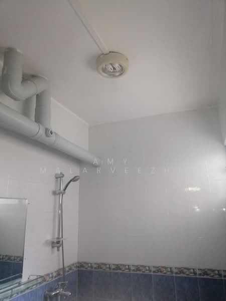 680A Jurong West Central 1, 680A Jurong West Central 1, Room Rental, 280 sqft, HDB Flat For Rent, by Amy Malarveezhi, 500198597 - Bathroom - PropertyGuru.com.sg
