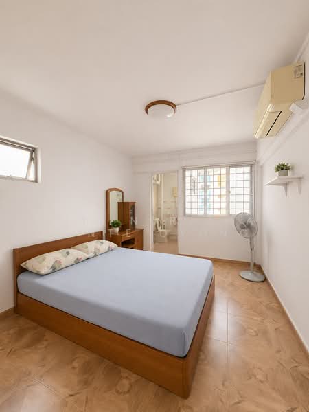 104 Woodlands Street 13, 104 Woodlands Street 13, 3 Bedrooms, 990 sqft, HDB Flat For Sale, by Siti Nurjana Binte Oyong, 500198600 - Bedroom - PropertyGuru.com.sg