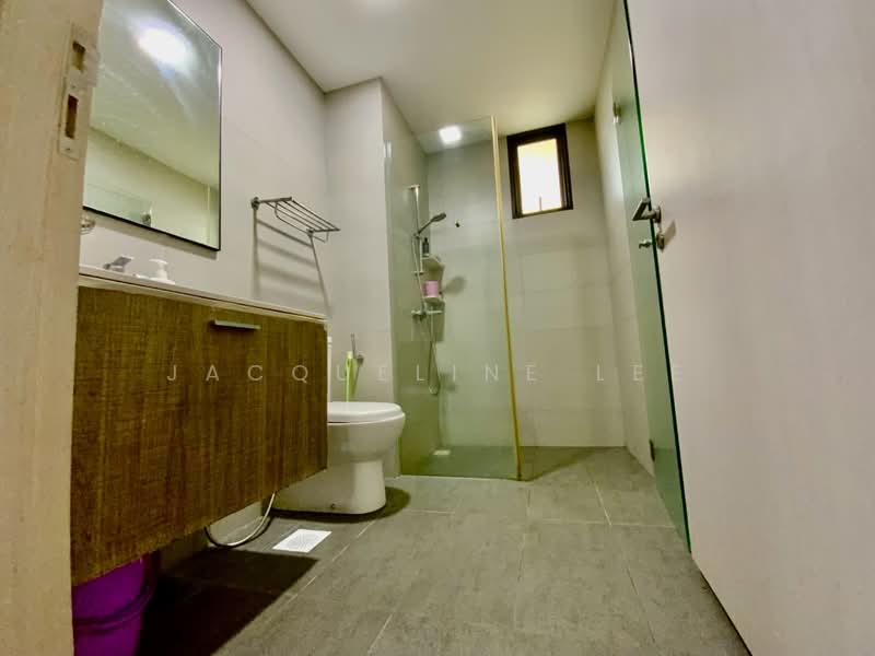 The Amore, 55 Edgedale Plains, 3 Bedrooms, 990 sqft, Executive Condominium For Sale, by Jacqueline Lee, 500198605 - Bathroom - PropertyGuru.com.sg