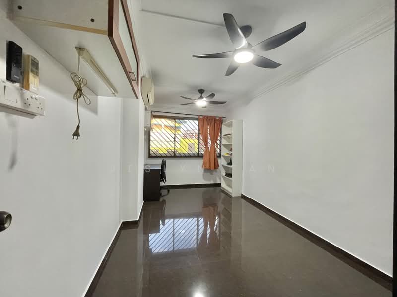 218 Choa Chu Kang Central, 218 Choa Chu Kang Central, 3 Bedrooms, 1,108 sqft, HDB Flat For Sale, by Jeslyn Tan, 500198613 - Bedroom 2 - PropertyGuru.com.sg