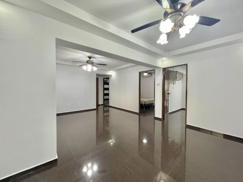 218 Choa Chu Kang Central, 218 Choa Chu Kang Central, 3 Bedrooms, 1,108 sqft, HDB Flat For Sale, by Jeslyn Tan, 500198613 - Living room - PropertyGuru.com.sg
