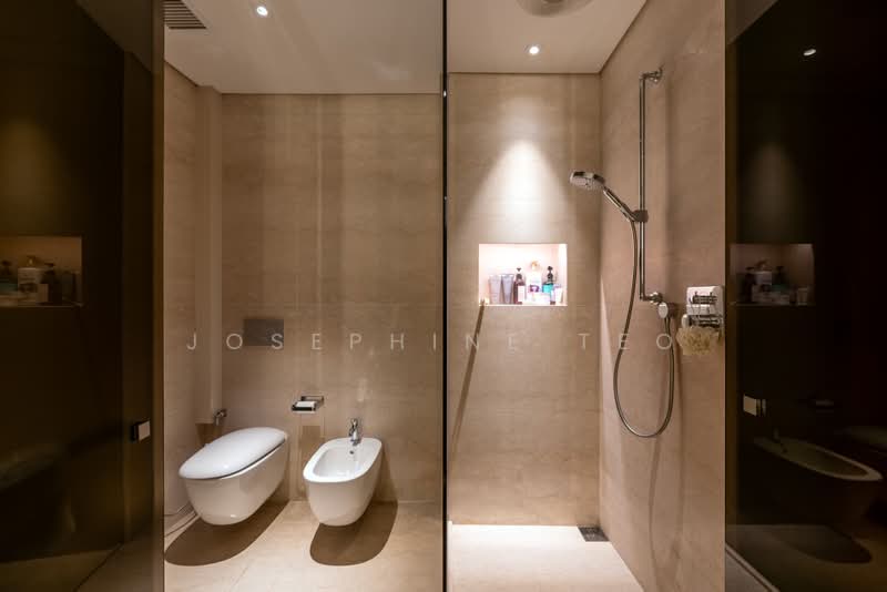 3 Orchard By-The-Park, 3 Orchard Boulevard, 4 Bedrooms, 3,800 sqft, Condominium For Rent, by Josephine Teo, 500198626 - Bathroom - PropertyGuru.com.sg