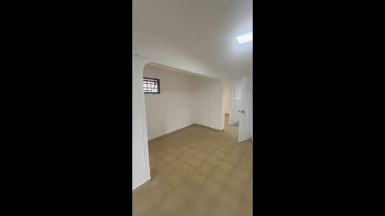 215 Jurong East Street 21, 215 Jurong East Street 21, 2 Bedrooms, 883 sqft, HDB Flat For Sale, by Alvin Chua, 500198631 - PropertyGuru.com.sg