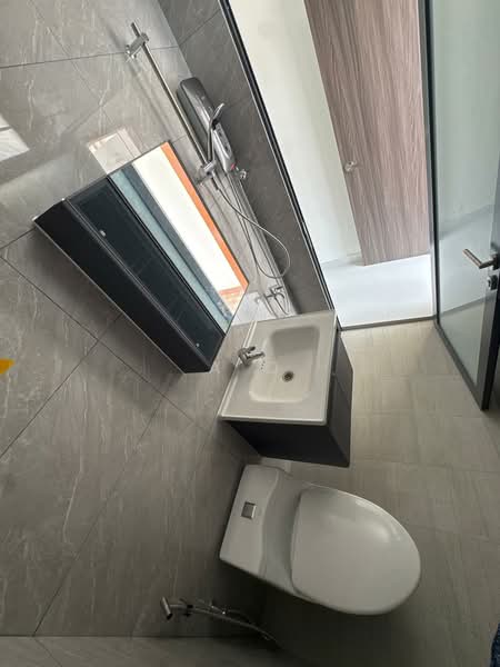 Langsat Road, , Room Rental, 190 sqft, Terraced House For Rent, by A O, 500198633 - Bathroom - PropertyGuru.com.sg
