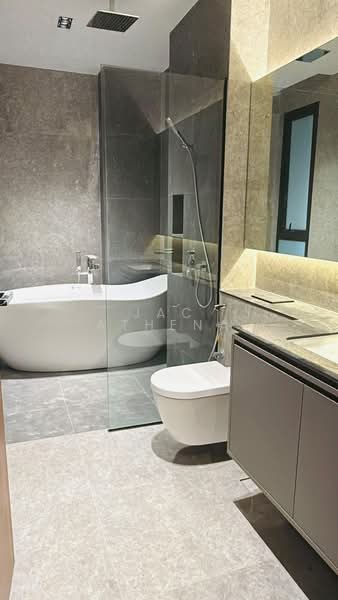 Sembawang Straits Estate, 23 Jalan Sankam, 5 Bedrooms, 4,834 sqft, Terraced House For Sale, by Jac Athena, 500198639 - Bathroom - PropertyGuru.com.sg