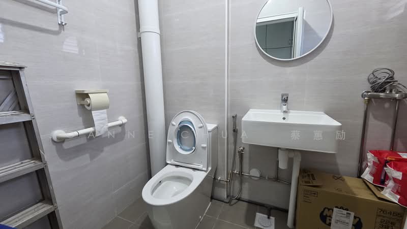 531 Serangoon North Avenue 4, 531 Serangoon North Avenue 4, 3 Bedrooms, 1,108 sqft, HDB Flat For Sale, by Joanne Chua 蔡蕙励, 500198646 - Bathroom - PropertyGuru.com.sg