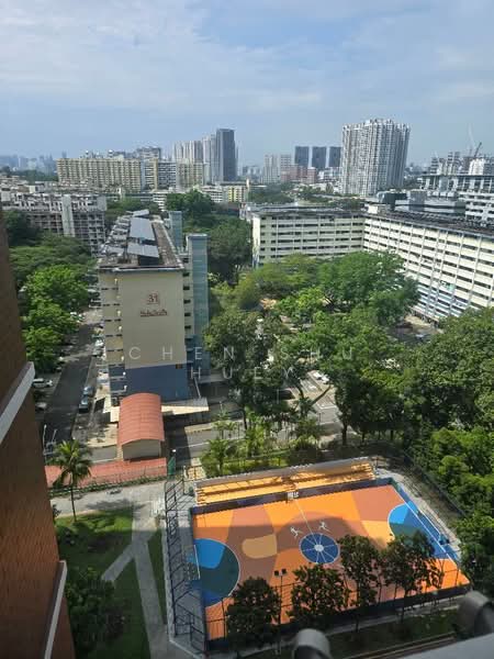 5 Holland Close, 5 Holland Close, 3 Bedrooms, 1,130 sqft, HDB Flat For Sale, by Chen Shu Huey, 500198665 - View from Flat - PropertyGuru.com.sg