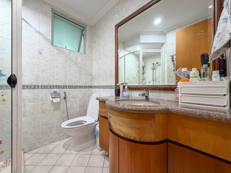 Guilin View, 26 Bukit Batok Street 52, 3 Bedrooms, 1,259 sqft, Condominium For Rent, by Chloe Chung, 500198675 - PropertyGuru.com.sg