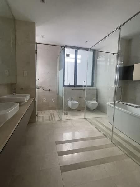 Trilight, 7 Newton Road, 4 Bedrooms, 5,802 sqft, Condominium For Sale, by Marvin Ng K H, 500198679 - Bathroom - PropertyGuru.com.sg