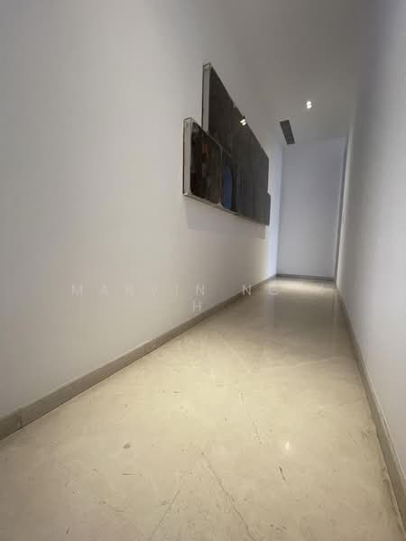 Trilight, 7 Newton Road, 4 Bedrooms, 5,802 sqft, Condominium For Sale, by Marvin Ng K H, 500198679 - Corridor - PropertyGuru.com.sg