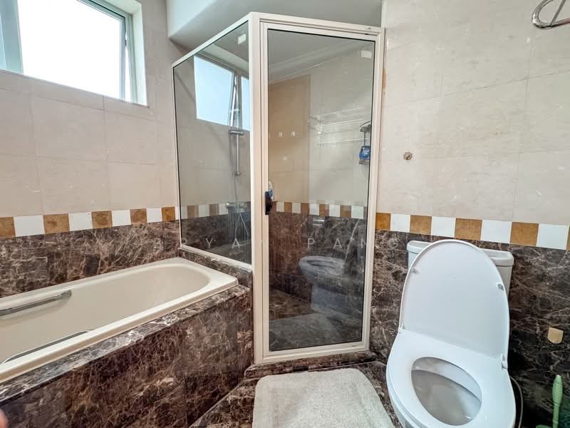 Guilin View, 20 Bukit Batok Street 52, 3 Bedrooms, 1,259 sqft, Condominium For Rent, by Bryan Pang, 500198684 - PropertyGuru.com.sg