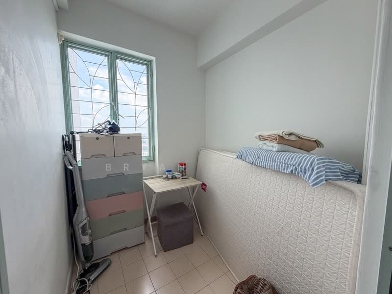 Guilin View, 20 Bukit Batok Street 52, 3 Bedrooms, 1,259 sqft, Condominium For Rent, by Bryan Pang, 500198684 - PropertyGuru.com.sg