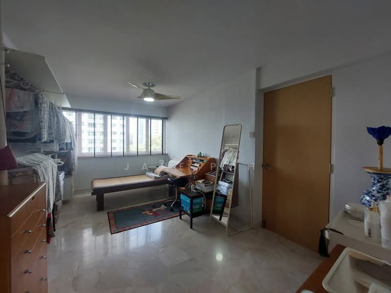 74 Telok Blangah Heights, 74 Telok Blangah Heights, 3 Bedrooms, 1,259 sqft, HDB Flat For Sale, by Jane Poh, 500198687 - Master Bedroom - PropertyGuru.com.sg
