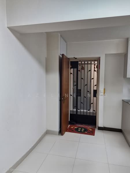 180A Marsiling Road, 180A Marsiling Road, 2 Bedrooms, 721 sqft, HDB Flat For Sale, by Hazeline Neo, 500198690 - Entrance - PropertyGuru.com.sg