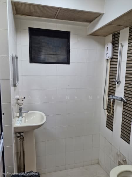 180A Marsiling Road, 180A Marsiling Road, 2 Bedrooms, 721 sqft, HDB Flat For Sale, by Hazeline Neo, 500198690 - Bathroom - PropertyGuru.com.sg