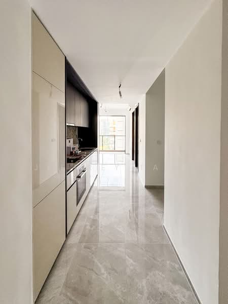 Tembusu Grand, 94 Jalan Tembusu, 1 Bedroom, 527 sqft, Condominium For Rent, by Jeffrey Tang, 500198696 - Entrance - PropertyGuru.com.sg