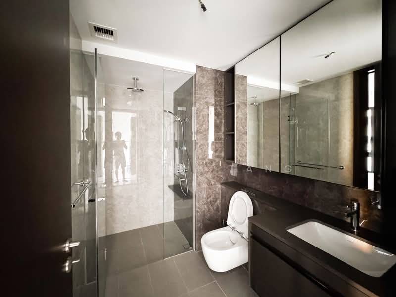 Tembusu Grand, 94 Jalan Tembusu, 1 Bedroom, 527 sqft, Condominium For Rent, by Jeffrey Tang, 500198696 - Bathroom - PropertyGuru.com.sg