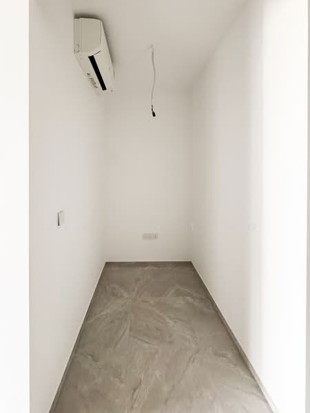 Tembusu Grand, 94 Jalan Tembusu, 1 Bedroom, 527 sqft, Condominium For Rent, by Jeffrey Tang, 500198696 - Study - PropertyGuru.com.sg