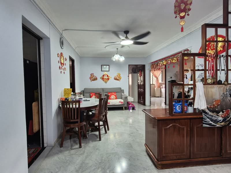 111 Lengkong Tiga, 111 Lengkong Tiga, 4 Bedrooms, 1,345 sqft, HDB Flat For Sale, by Martin Liew, 500198702 - Living Room - PropertyGuru.com.sg