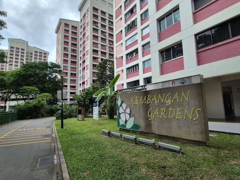 111 Lengkong Tiga, 111 Lengkong Tiga, 4 Bedrooms, 1,345 sqft, HDB Flat For Sale, by Martin Liew, 500198702 - Exterior - PropertyGuru.com.sg