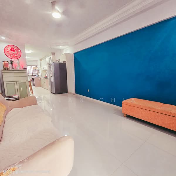 321 Ang Mo Kio Avenue 1, 321 Ang Mo Kio Avenue 1, 3 Bedrooms, 786 sqft, HDB Flat For Sale, by Dylan Chia, 500198705 - Living Room - PropertyGuru.com.sg