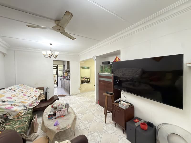 155 Jalan Teck Whye, 155 Jalan Teck Whye, 4 Bedrooms, 1,292 sqft, HDB Flat For Sale, by Sam Lim, 500198709 - Living Room - PropertyGuru.com.sg