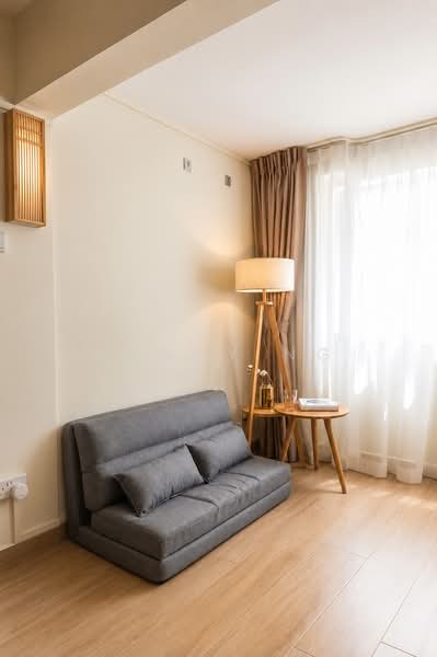 190 Bishan Street 13, 190 Bishan Street 13, 3 Bedrooms, 1,302 sqft, HDB Flat For Sale, by Wendy Ng, 500198712 - Living Room - PropertyGuru.com.sg