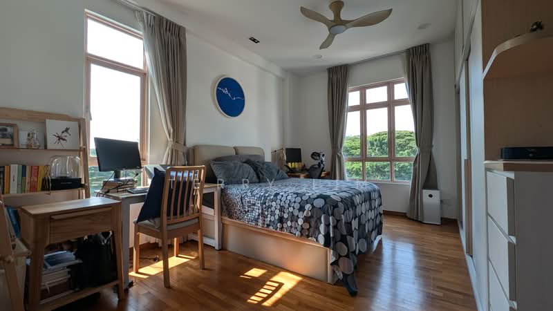 Le Hill, 44 Pasir Panjang Hill, 2 Bedrooms, 1,012 sqft, Condominium For Sale, by Terry Lim, 500198713 - Bedroom - PropertyGuru.com.sg