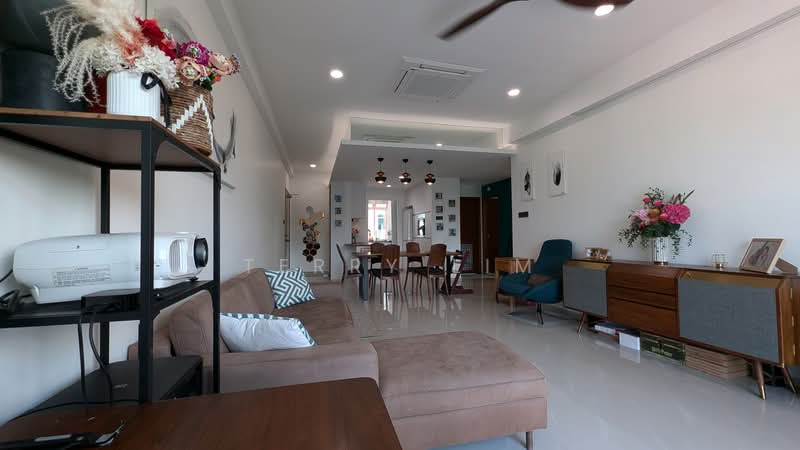 Le Hill, 44 Pasir Panjang Hill, 2 Bedrooms, 1,012 sqft, Condominium For Sale, by Terry Lim, 500198713 - Living Room - PropertyGuru.com.sg