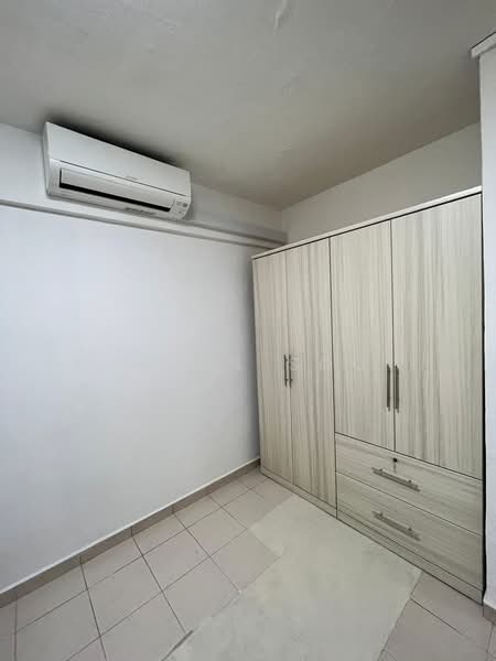 632 Hougang Avenue 8, 632 Hougang Avenue 8, 2 Bedrooms, 732 sqft, HDB Flat For Rent, by Nigel Soo, 500198720 - Bedroom - PropertyGuru.com.sg