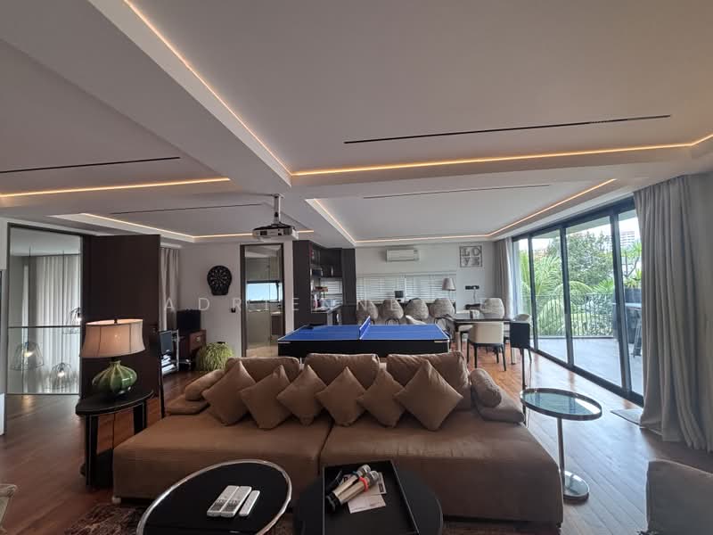Jalan Jarak Semi-D TOP 2024, Jalan Jarak, 7 Bedrooms, 8,459 sqft, Semi-Detached House For Sale, by Adrienne Yew, 500198742 - Living Room - PropertyGuru.com.sg
