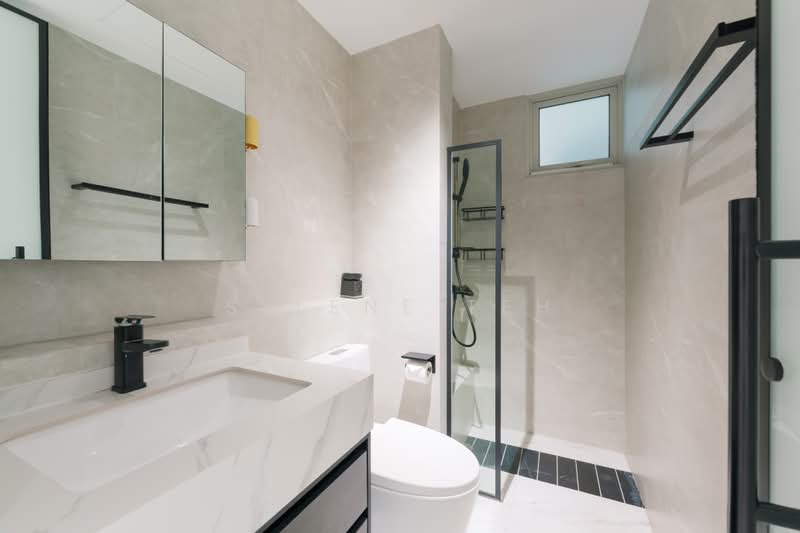 The Centris, 65 Jurong West Central 3, 3 Bedrooms, 1,238 sqft, Apartment For Sale, by Selene Teh, 500198748 - Bathroom - PropertyGuru.com.sg