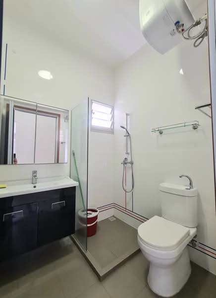 154B Bedok South Road, 154B Bedok South Road, 3 Bedrooms, 1,001 sqft, HDB Flat For Sale, by Lena Ng, 500198769 - Bathroom - PropertyGuru.com.sg