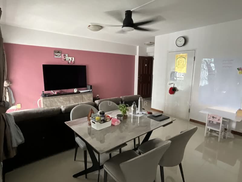 408B Fernvale Road, 408B Fernvale Road, 3 Bedrooms, 1,023 sqft, HDB Flat For Rent, by Phani Kumar Anne, 500198770 - Living Room - PropertyGuru.com.sg