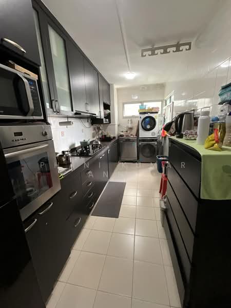 408B Fernvale Road, 408B Fernvale Road, 3 Bedrooms, 1,023 sqft, HDB Flat For Rent, by Phani Kumar Anne, 500198770 - Kitchen - PropertyGuru.com.sg