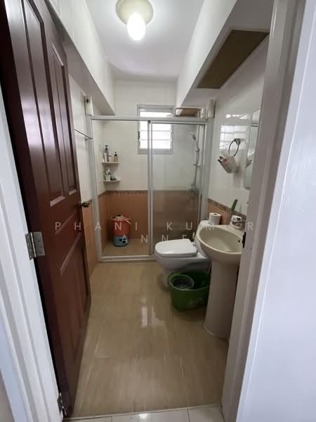 408B Fernvale Road, 408B Fernvale Road, 3 Bedrooms, 1,023 sqft, HDB Flat For Rent, by Phani Kumar Anne, 500198770 - Bathroom - PropertyGuru.com.sg