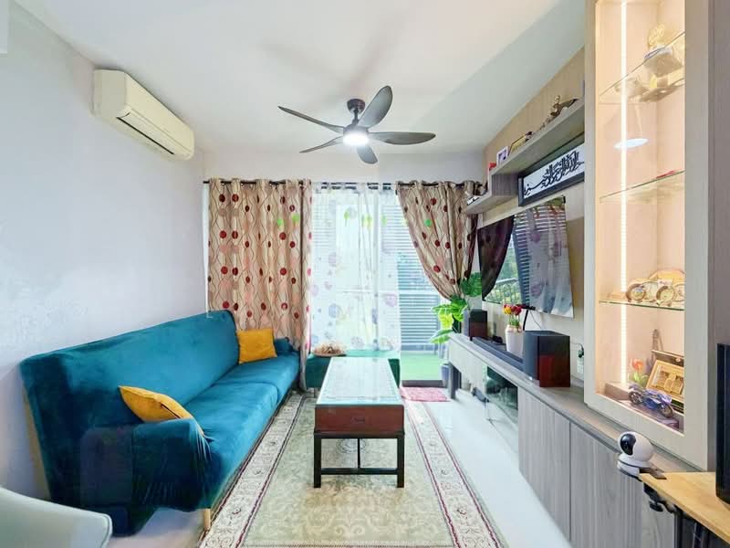 Westwood Residences EC, 184 Westwood Avenue, 3 Bedrooms, 1,033 sqft, Condominium For Sale, by Lam Min Yi, 500198773 - Living Room - PropertyGuru.com.sg