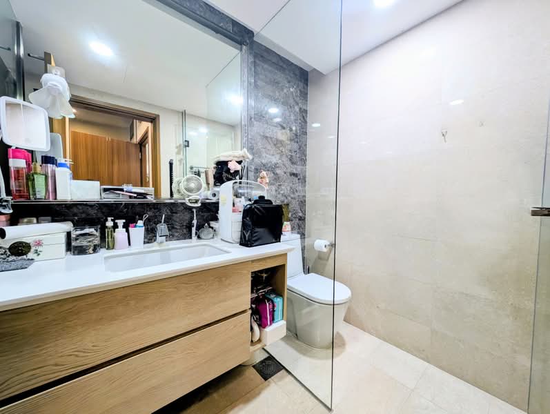 Watertown, 77 Punggol Central, 3 Bedrooms, 1,109 sqft, Condominium For Sale, by Ray Lee, 500198777 - Bathroom - PropertyGuru.com.sg