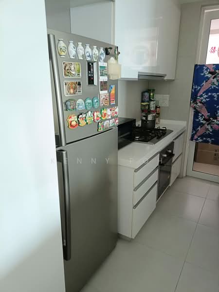 The Rochester Residences, 33 Rochester Drive, 2 Bedrooms, 1,302 sqft, Apartment For Rent, by Kenny Poh, 500198781 - Kitchen - PropertyGuru.com.sg