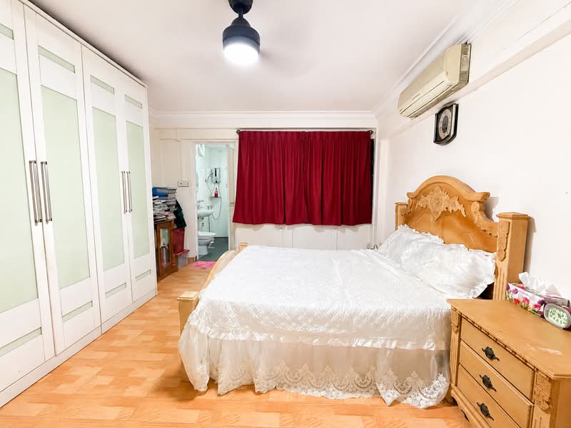 616 Hougang Avenue 8, 616 Hougang Avenue 8, 3 Bedrooms, 1,302 sqft, HDB Flat For Sale, by Faizal Rahim, 500198785 - Bedroom - PropertyGuru.com.sg