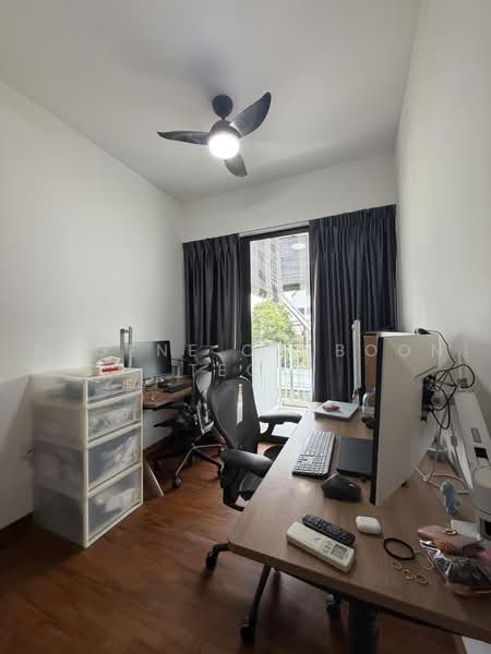 The Verandah Residences, 227 Pasir Panjang Road, Buona Vista / West Coast / Clementi New Town, 2 Bedrooms, 689 sqft, Condominium For Rent, by Eugene Ow Boon Teck, 500198793 - Study - PropertyGuru.com.sg