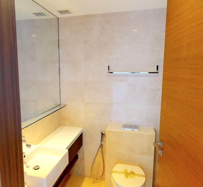 Altez, 16 Enggor Street, 2 Bedrooms, 1,109 sqft, Condominium For Sale, by Xavier Aw (欧伟廷), 500198799 - Bathroom - PropertyGuru.com.sg